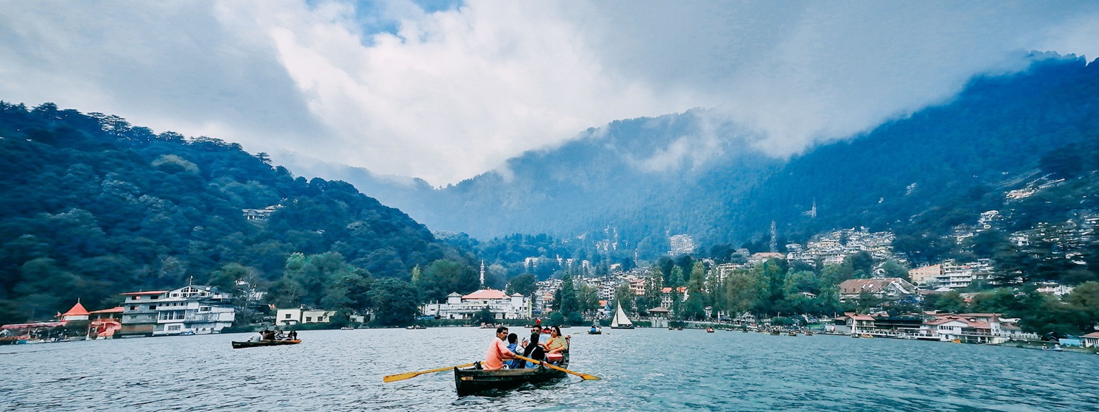 Nainital + Mussoorie Getaway – 4N5D